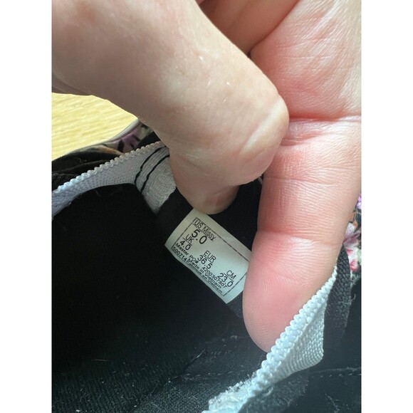 Vans Slip Ons - Picture 8 of 8